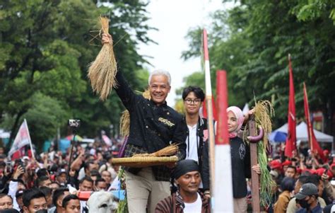 Di Depan 200 Ribu Pendukung Di Solo Ganjar Pemimpin Harus Bersama