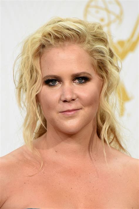 Amy Schumer's Emmy Awards 2015 Smoky Eyes: the How-To and Photos | Glamour