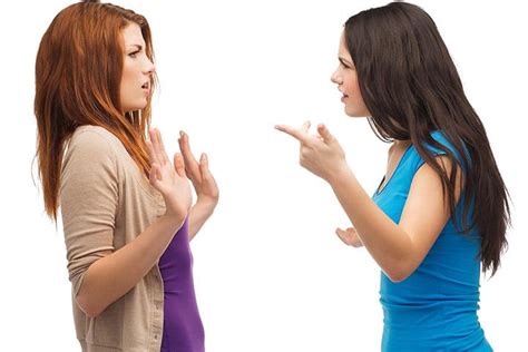 8 Causes And 6 Solutions To Control Aggression In Adolescence