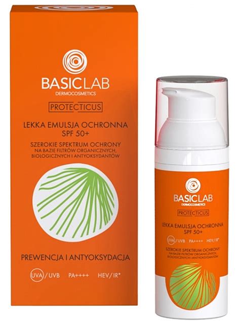 Emulsión facial de protección solar SPF50 BasicLab Dermocosmetics