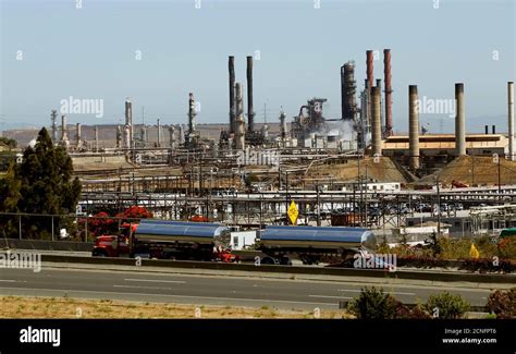 Chevron richmond refinery seen hi-res stock photography and images - Alamy