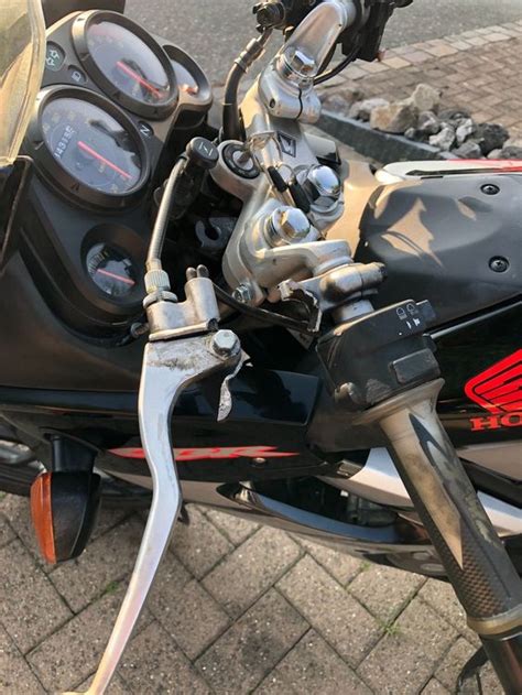 Honda Cbr R Unfall Zum Herrichten Kaufen Auf Ricardo