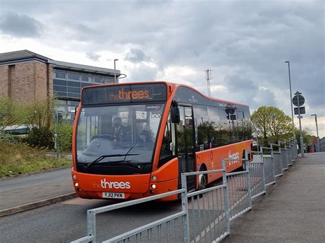 Trent Barton Yj12 Pkn 825 On The Threes At Mansfield Flickr