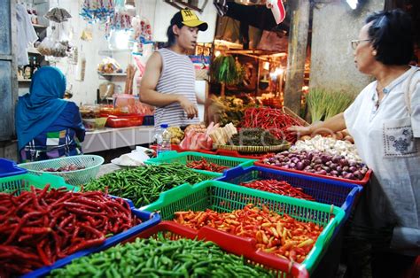 Harga Cabai Turun Antara Foto