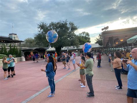 First Look Earidescent Mickey Balloons For Walt Disney World Th