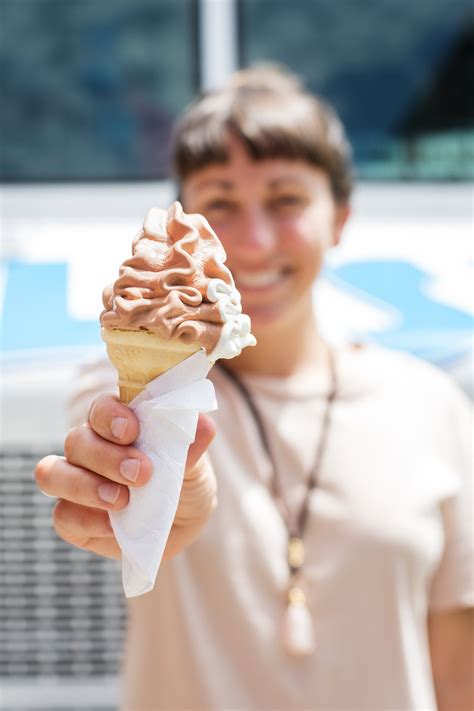 無料画像 ジェラート アイスクリームコーン Soft Serve Ice Creams 冷凍デザート フード ドンドゥルマ