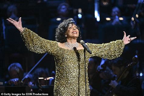 Shirley Not Dame Bassey Becomes The First Woman Star To Get Their Own Stamp Daily Mail Online