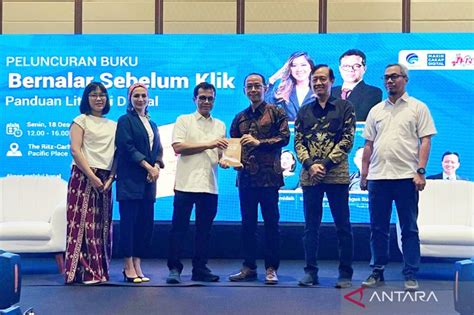 Kemenkominfo Luncurkan Buku Literasi Panduan Bijak Di Ruang Digital