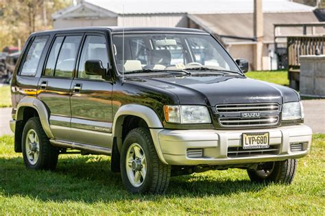 Isuzu Trooper