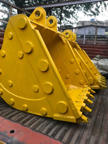 Heavy Duty Bucket Mild Steel Earthmoving Excavator Buckets Kg At