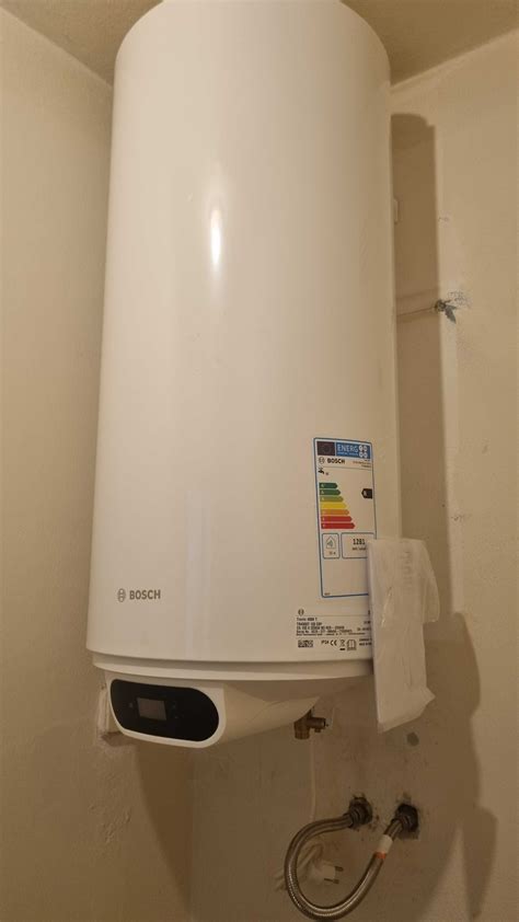 Termoacumulador Bosch Tronic 4000t 100l Adquirido A 01022024 Cidade