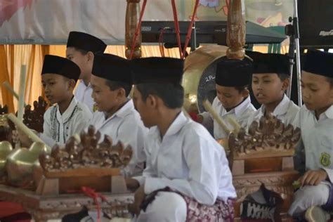 Napak Tilas Dan Pelarasan Panca Nada Alat Musik Tradisional Lampung ...