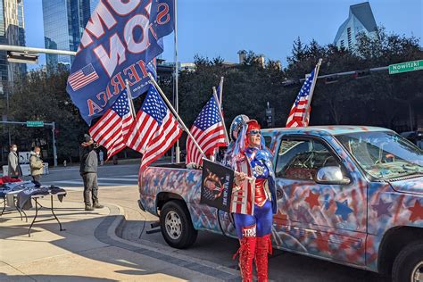 Trump In Dallas O Reilly History Tour Laden With Conspiracy Theories Rolling Stone