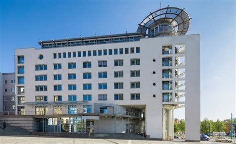 Stadler eröffnet neues Büro am Hauptbahnhof in Chemnitz Konii