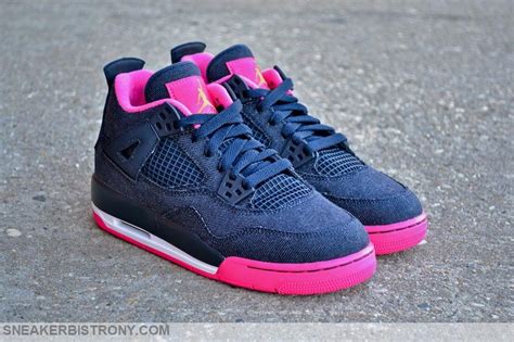 SNEAKER BISTRO - Streetwear Served w| Class: Girls' Air Jordan 4 Retro ...