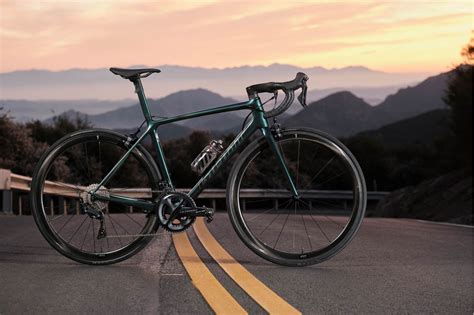 2020 GIANT Bicycles Showcase 2021 TCR ADVANCED SL