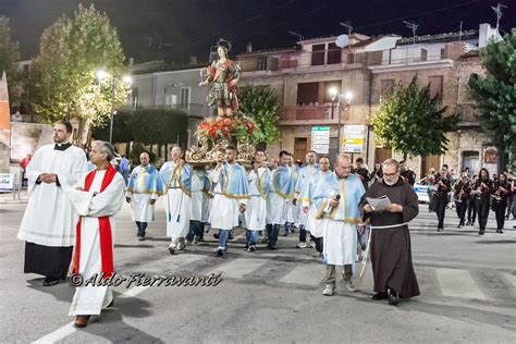 Processione Di S Vito Settembre Arciconfraternita Calitri Flickr