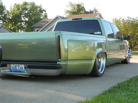 • View Thread 99 Crew Cab Bagged Dually On 22 S Gmc Trucks Chevy Trucks