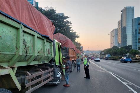 Pembatasan Mobil Barang Di Ruas Tol Jakarta Saat Ktt Asean