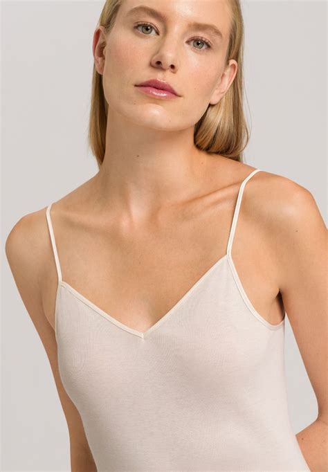 Hanro Cotton Seamless Spaghetti Top Pale Cream