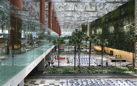 1 Singapore Changi Airport Luxurious Airport Lounges Gorgeous