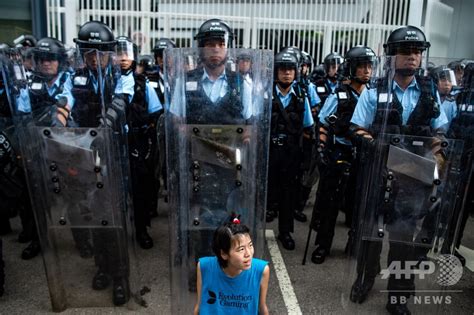 香港、大規模デモで中心部がまひ 「逃亡犯条例」改正案に抗議 写真9枚 国際ニュース：afpbb News