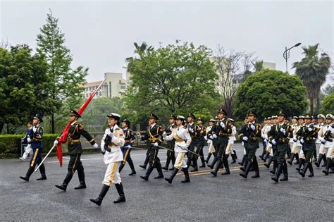 红旗飘扬，青年自强丨外国语学院举行升国旗仪式 衡阳师范学院外国语学院