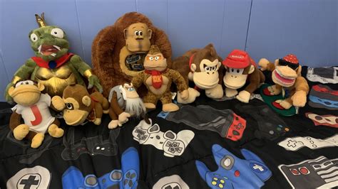 My Donkey Kong plush collection. : r/donkeykong