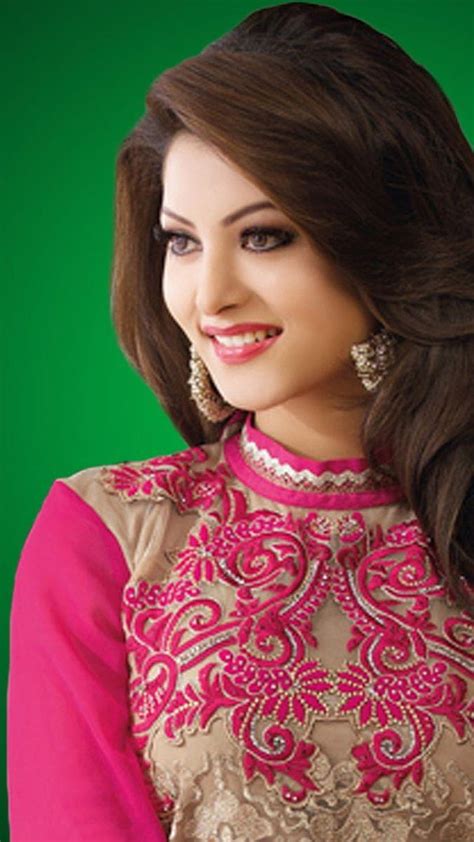 Urvashi Rautela In Salwar Suit Celebrity Bollywood Indian Actress Bonito Hd Phone Wallpaper