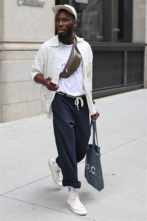 32 Cool Men Outfits With A White T-Shirt - Styleoholic