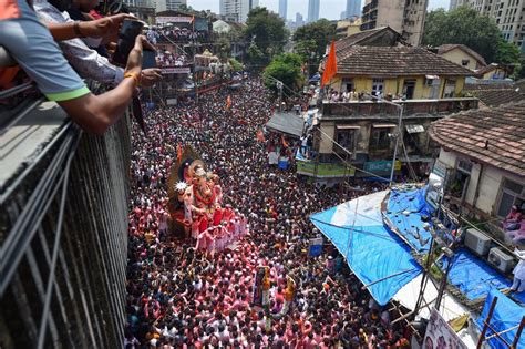 Lalbaugcha Raja 2022 Visarjan Live लालबाग के राजा की विसर्जन वीडियो