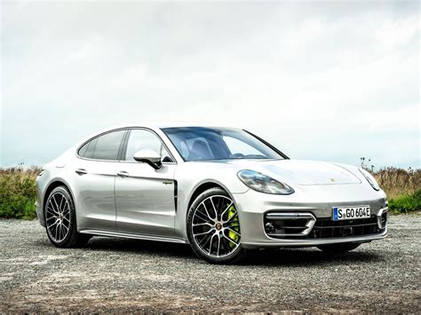 Renting Porsche Panamera 4 E Hybrid La Elegancia Deportiva Al Alcance