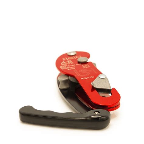 Isc A B Belay Descender Live Action Safety