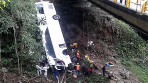 7 Muertos Y 28 Heridos Deja Grave Accidente En La Vía Medellín Bogotá