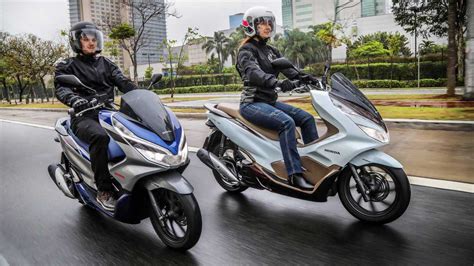 Honda Pcx Chega S Lojas Nova Vers O Abs