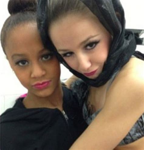 Dance Moms Nia And Chloe My Two Favs On The Show Dance Moms Nia Frazier Nia Sioux Frazier