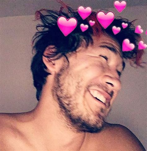 Pin By Ghost On People Markiplier Markiplier Memes Mark And Ethan