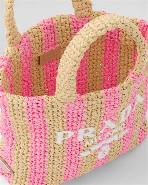 Arriba 84 Imagen Pink Prada Straw Bag Abzlocal Mx