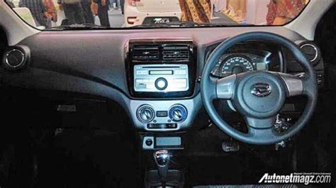 New Daihatsu Ayla Facelift 1000 Interior Black AutonetMagz Review