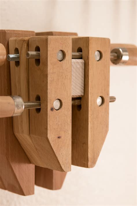 How To Make A Wooden Hand Screw Rack Organizer Man Made Diy