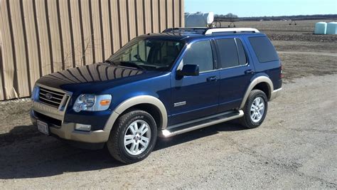 2007 Ford Explorers Eddie Bauer