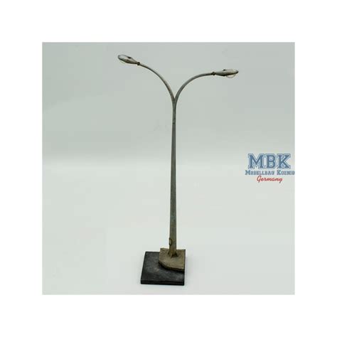 Poteau De Lampadaire Double Moderne HD Models Diorama 35037 Chez