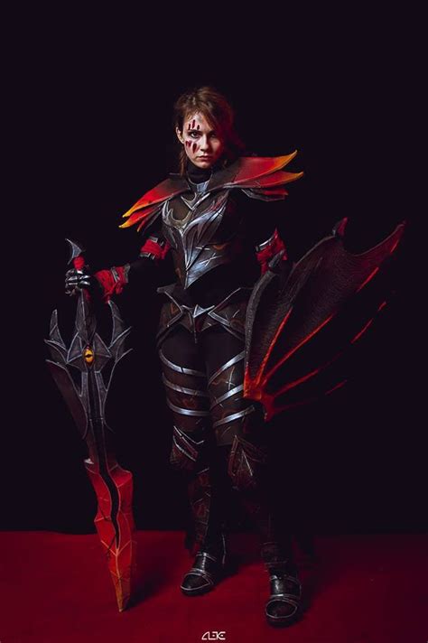 Dragon Knight Dota 2 Cosplay