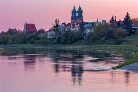 Premium Photo Poznan Cathedral On The Island Of Ostrow Tumski And