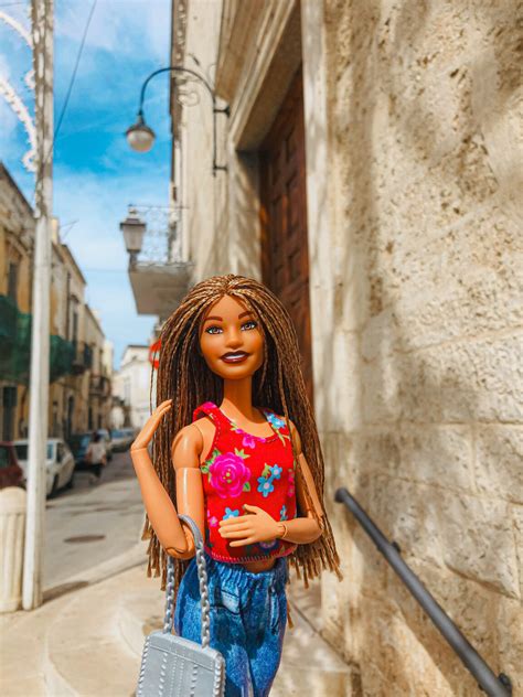 Cosa Vedere A Triggiano Bari Barbie In Town Gira La Puglia E L