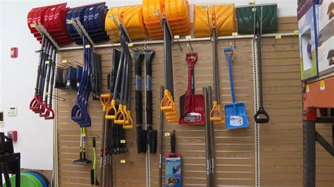 Monroe Co. hardware store trying to keep up with demand for snow | wnep.com