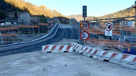 Aperto A Senso Unico Alternato Al Traffico Leggero Il Nuovo Ponte Di