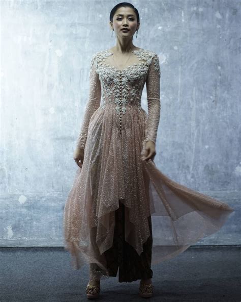 Nude Colored Kebaya In All Glittery Sparkles Is All That We Go Here With That Ruffle And Flowy