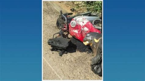 A Gazeta Motociclista Morre Em Acidente Entre Moto E Dois Carros Em