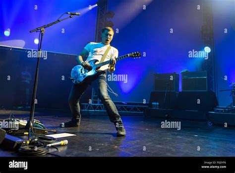 The Subways Singer Hi Res Stock Photography And Images Alamy